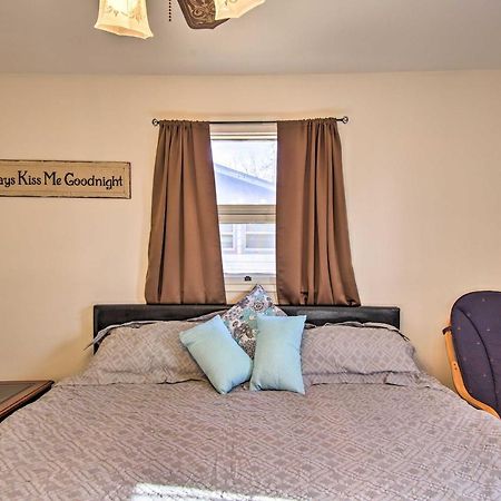 Dog-Friendly Bartlesville Retreat With Yard! Exterior photo